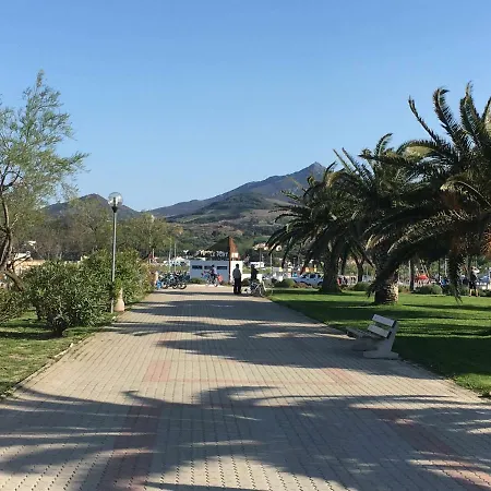 Hameau Au Soleil Apartamento